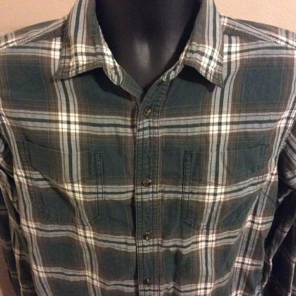 The North Face Men's Button Shirt sz Small